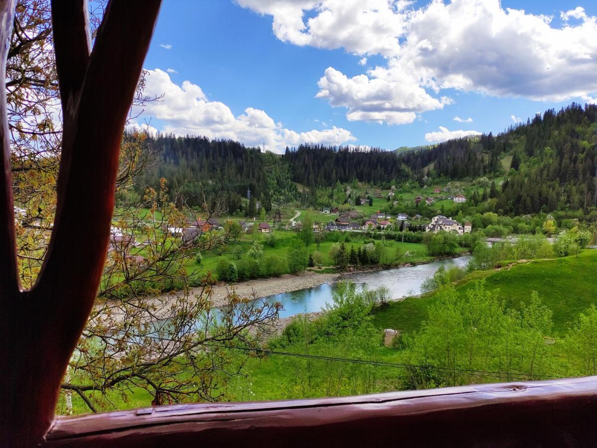 Дерев'Яний Котедж "Казка" Yaremche Dış mekan fotoğraf